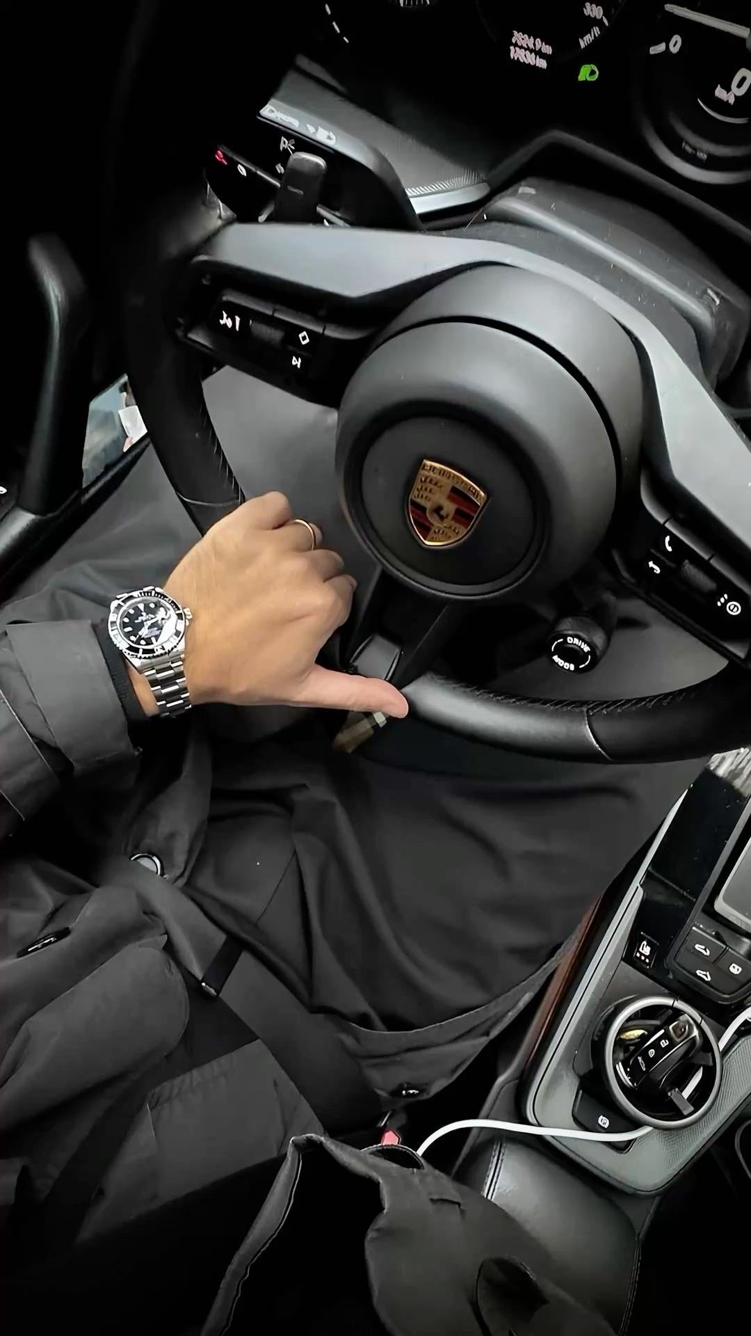 luxury lifestyle websites
